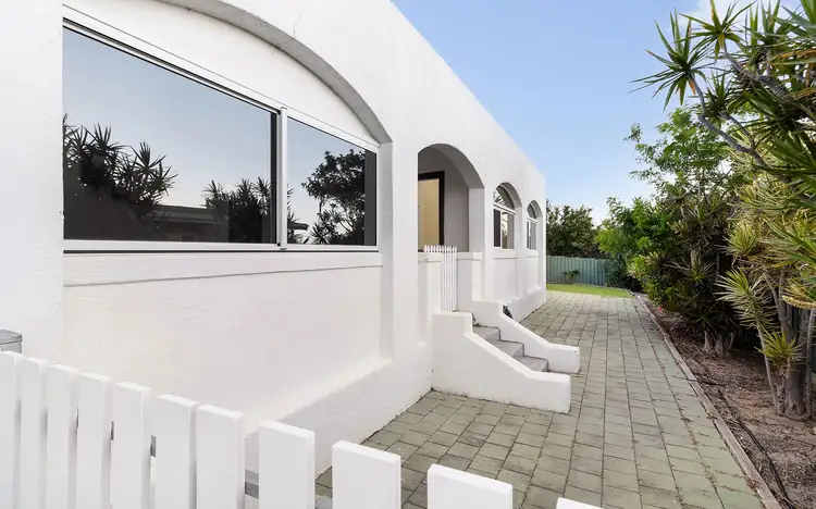139 Shenton Street, Beachlands WA 6530
