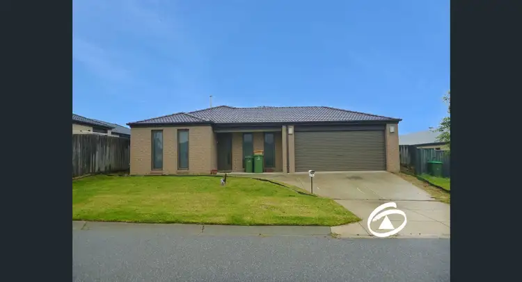 1 Doonie Way, Pakenham VIC 3810