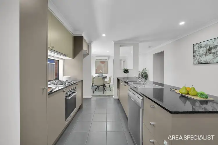 Sixth view of Homely house listing, 8 Clare Street, Brookfield VIC 3338