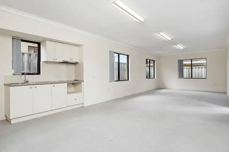 Fifth view of Homely house listing, 10 Orr Place, Stirling WA 6021
