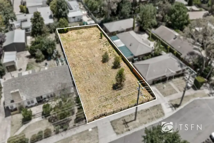 14 Eastern Road, Strathdale VIC 3550