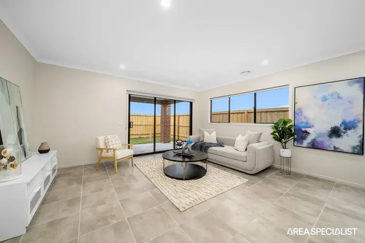 Fifth view of Homely house listing, 8 Tussock Way, Officer VIC 3809