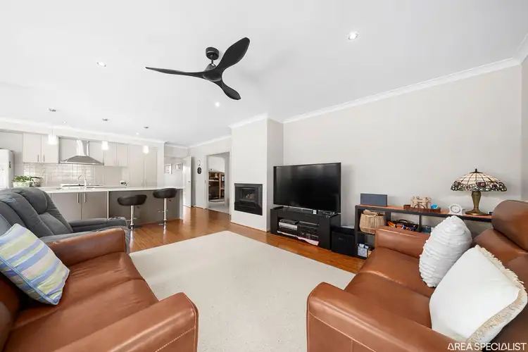 Fifth view of Homely house listing, 31 Kensington Drive, Shepparton VIC 3630