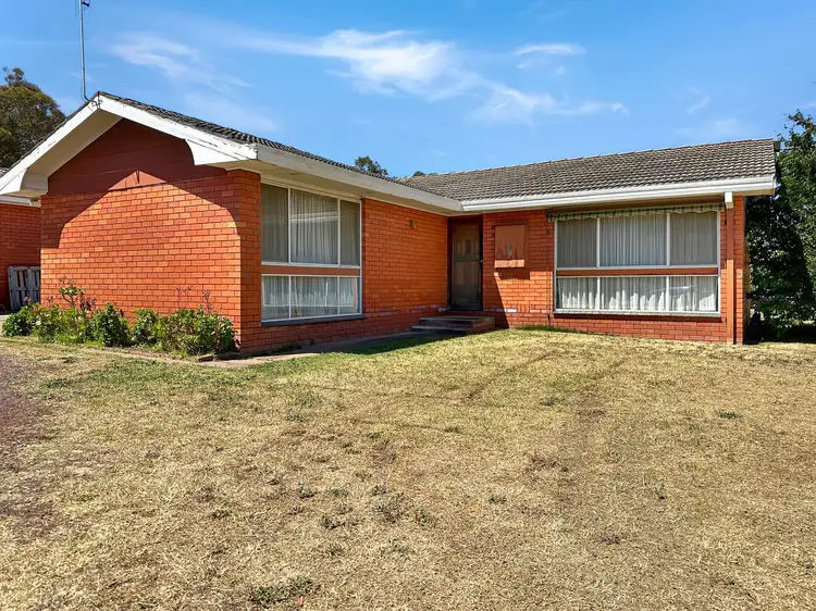 Main view of Homely unit listing, 1/22 Elgin Road, Maryborough VIC 3465