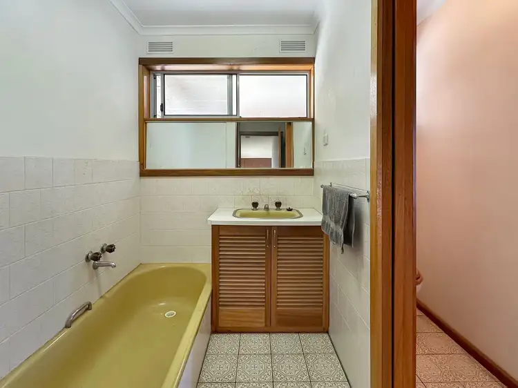 Third view of Homely unit listing, 1/22 Elgin Road, Maryborough VIC 3465