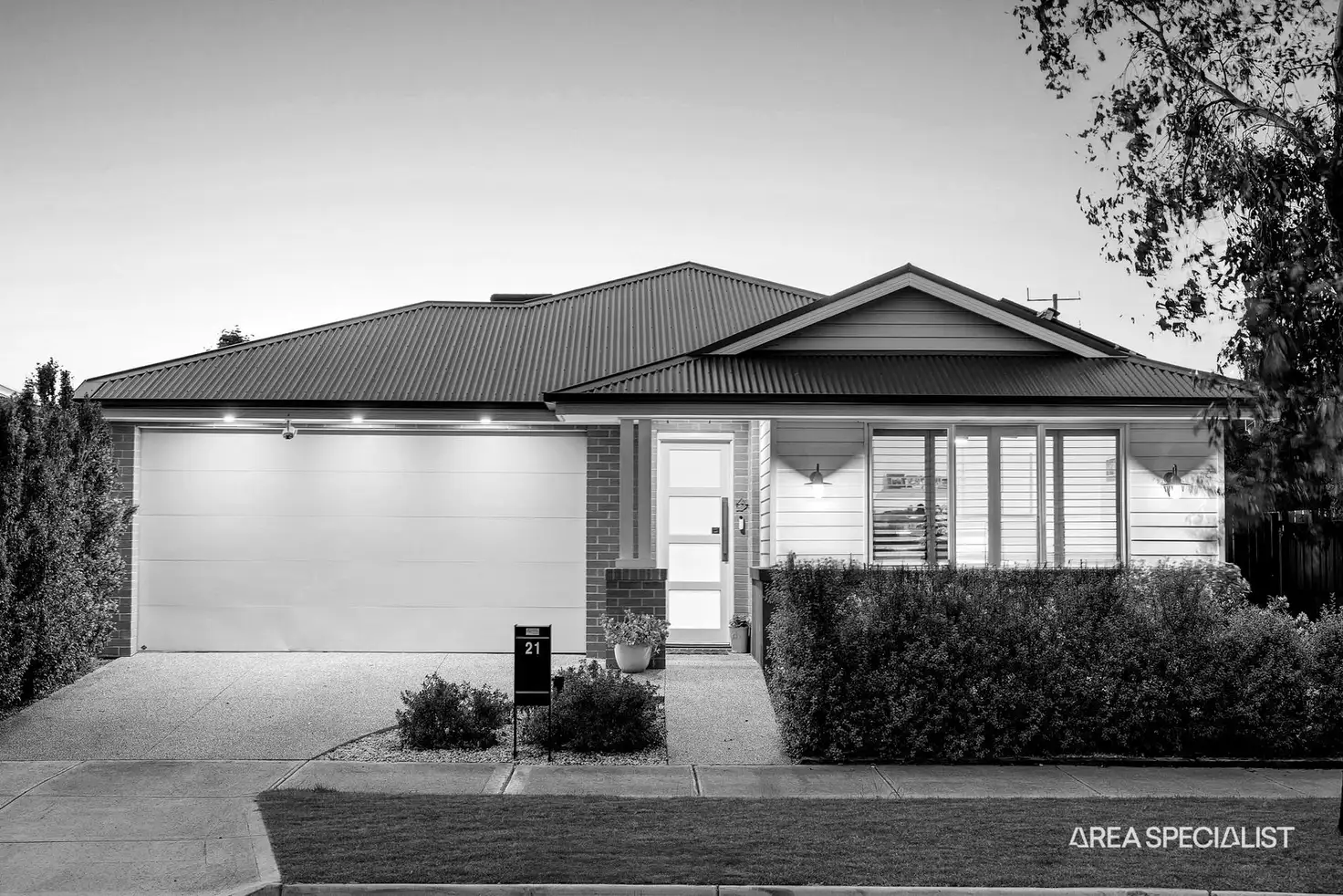 Main view of Homely house listing, 21 Schiller Street, Truganina VIC 3029