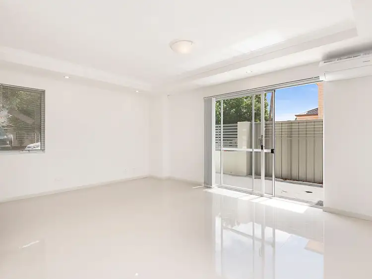 Fifth view of Homely apartment listing, 1/14 Stanton Road, Redcliffe WA 6104