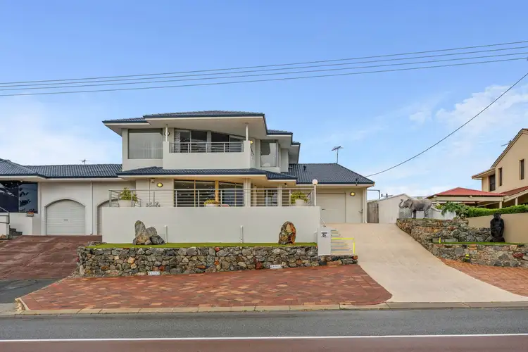 8A PADBURY CIRCLE, Sorrento WA 6020