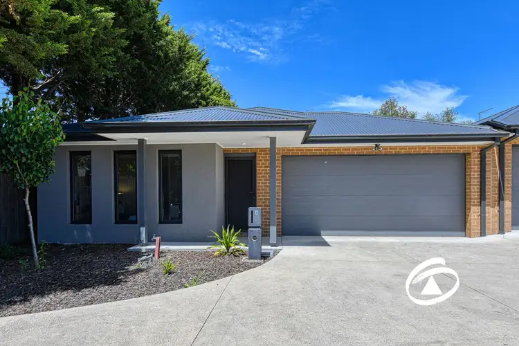 8 Statesman Close, Beaconsfield VIC 3807
