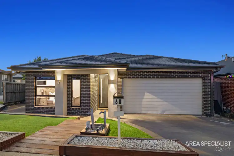 60 Fintona Crescent, Cranbourne West VIC 3977