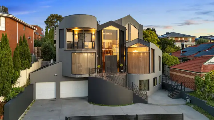 7 Stillwell Crescent, Roxburgh Park VIC 3064