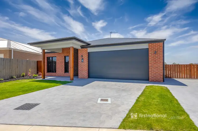21 Chatswood Close, Glengarry VIC 3854