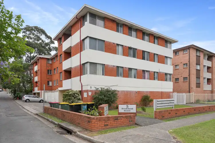 Main view of Homely unit listing, 3/5 Drummond Street, Warwick Farm NSW 2170