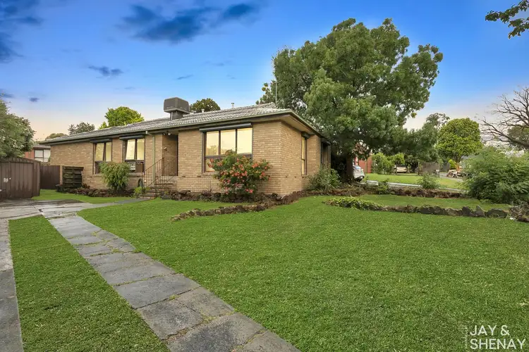 Main view of Homely house listing, 4 Thompson Court, Endeavour Hills VIC 3802