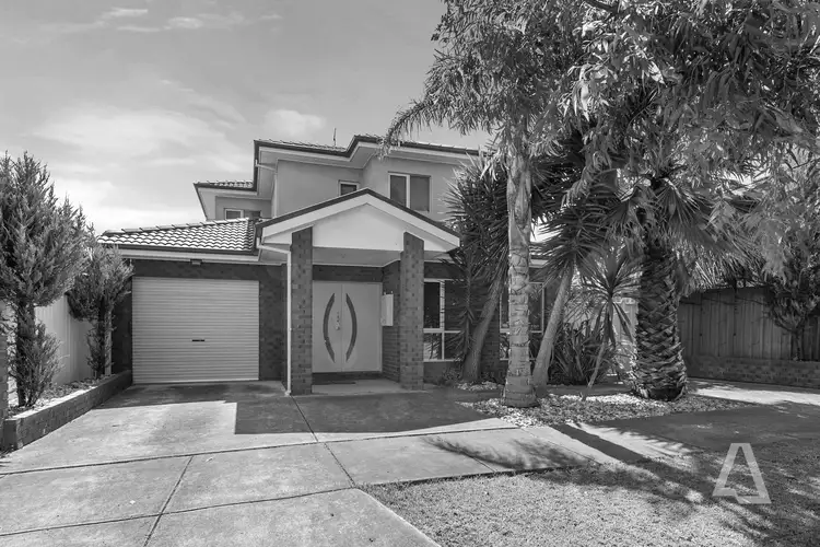 13 Charles Street, St Albans VIC 3021