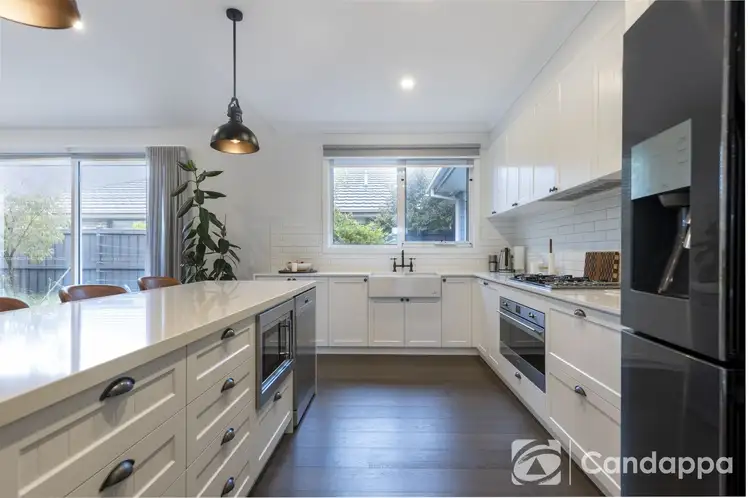 Sixth view of Homely house listing, 15 King Parrot Boulevard, Drouin VIC 3818