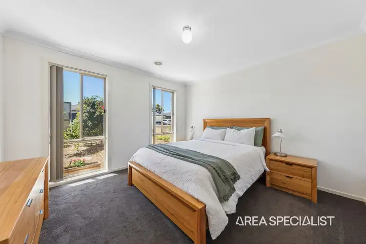 Fifth view of Homely house listing, 29 Salvia Avenue, Pakenham VIC 3810