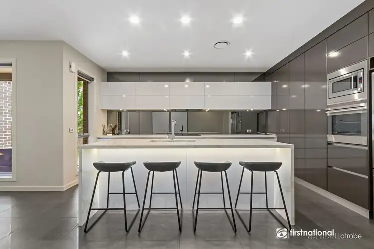 Fifth view of Homely house listing, 8 Newry Drive, Traralgon VIC 3844