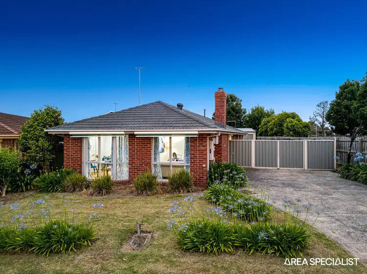 105 Lesdon Avenue, Cranbourne VIC 3977