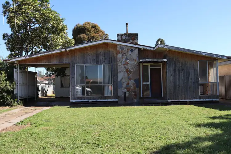 6 King George Street