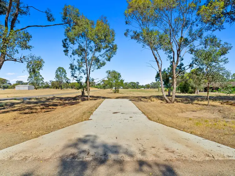 25 Brears Road, Yarrawonga VIC 3730