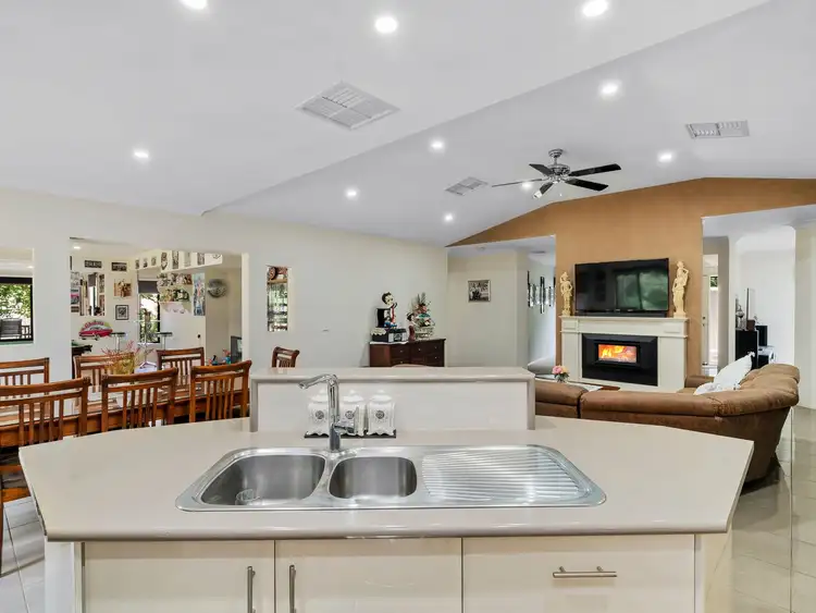 Fifth view of Homely house listing, 21 Havenstock Drive, Yarrawonga VIC 3730