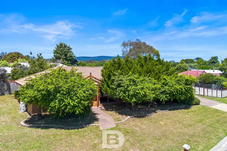 34 Honeysuckle Lane