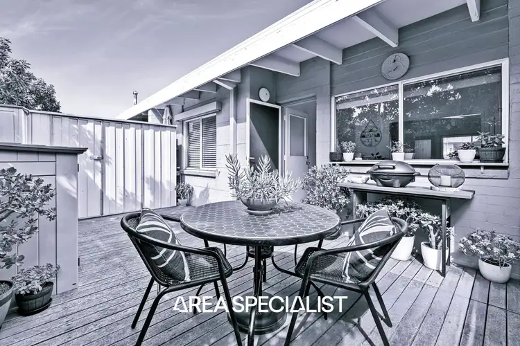 2/12 Campbell Grove, Mornington VIC 3931