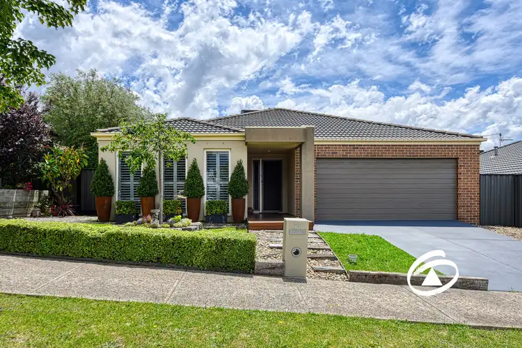 Main view of Homely house listing, 28 Victoria Place, Pakenham VIC 3810