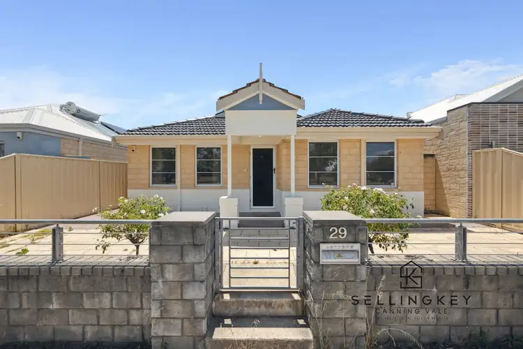 29 Cambridge Promenade, Canning Vale WA 6155