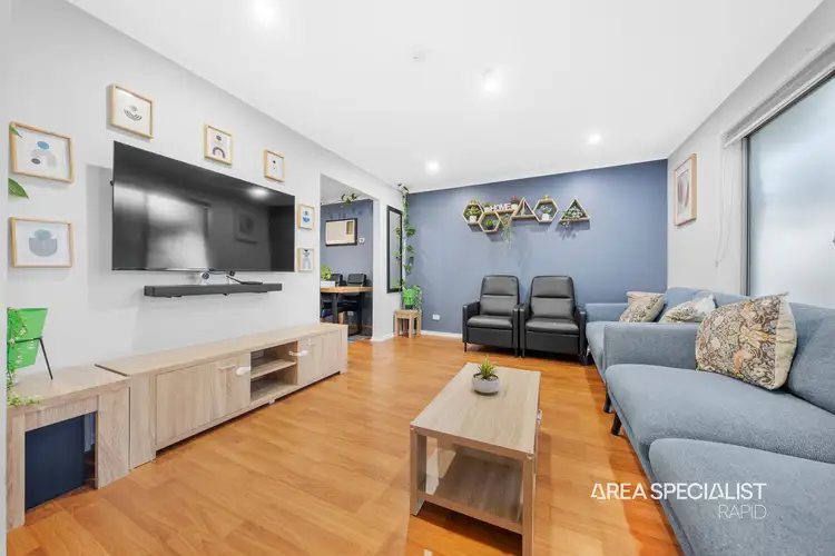 Fourth view of Homely house listing, 1 Lowther Court, Cranbourne North VIC 3977