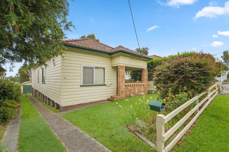 18 Tourle Street, Mayfield West NSW 2304