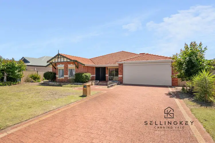 100 Dumbarton Road, Canning Vale WA 6155
