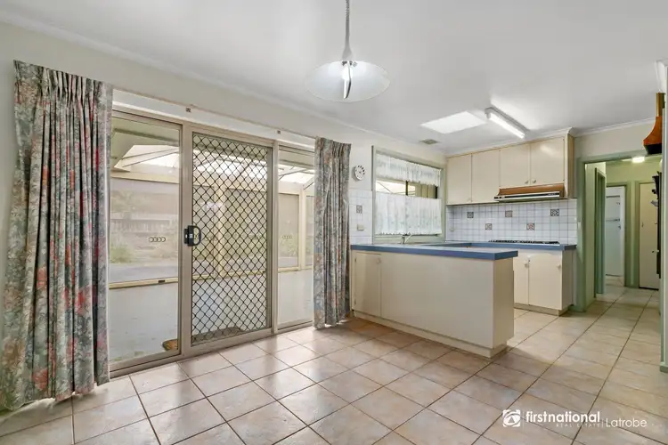 Sixth view of Homely house listing, 2 Wallace Court, Traralgon VIC 3844
