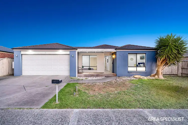 10 Dryandra Place, Cranbourne VIC 3977