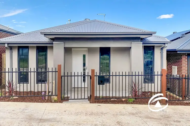10B Whiteside Road