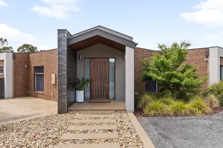 7 Shetland Road