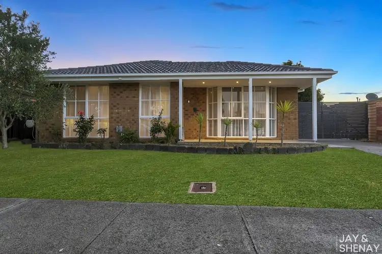 46 Bunbury Avenue, Narre Warren VIC 3805