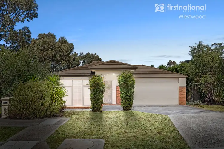2 Galbra Walk, Manor Lakes VIC 3024