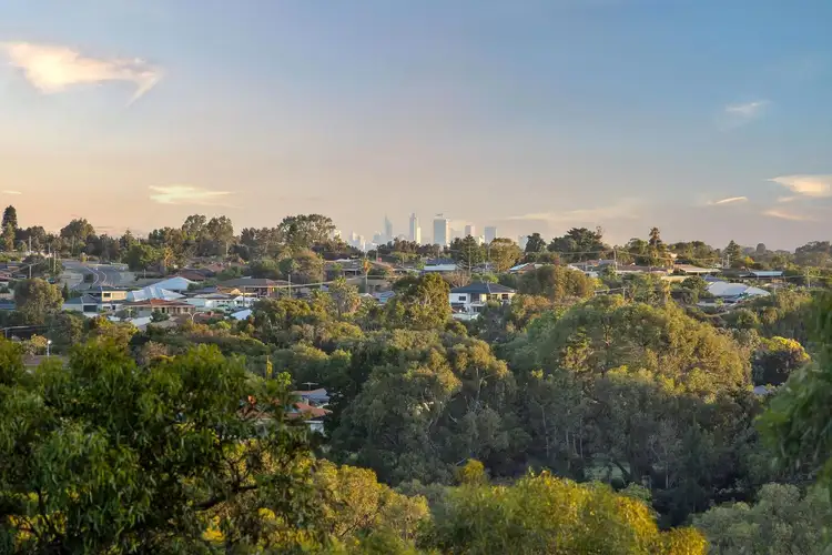 Fourth view of Homely house listing, 28 Dorado Beach Crescent, Connolly WA 6027