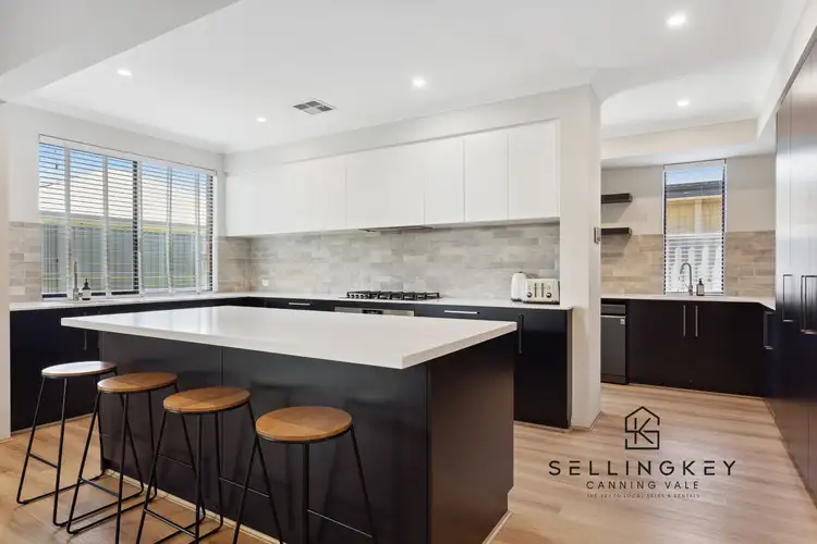 Second view of Homely house listing, 31 Bouquet Road, Piara Waters WA 6112