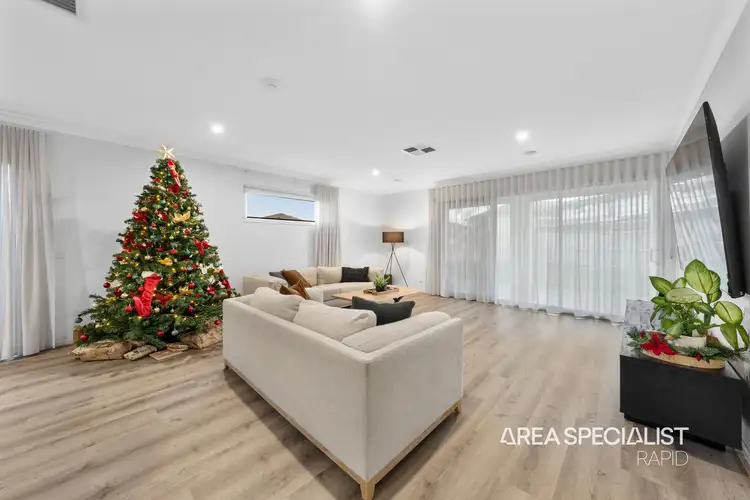 Fifth view of Homely house listing, 8 Tenor Way, Clyde VIC 3978