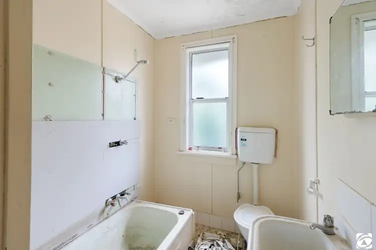 Seventh view of Homely house listing, 318 Knox Street, Broken Hill NSW 2880