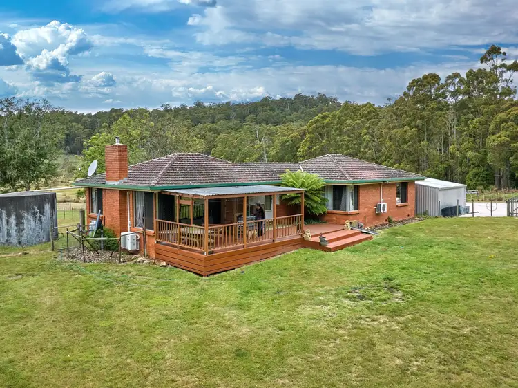 520 Bradys Plain Road, Parkham TAS 7304