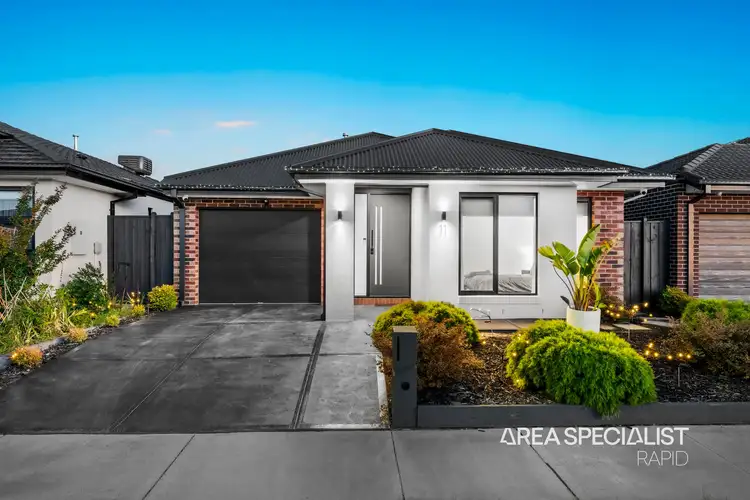 11 Sincere Way, Clyde VIC 3978