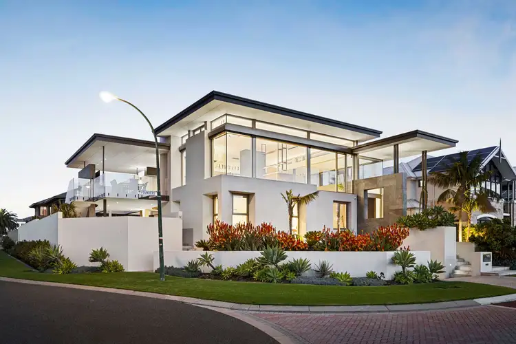 16 Founders Lane, Hillarys WA 6025