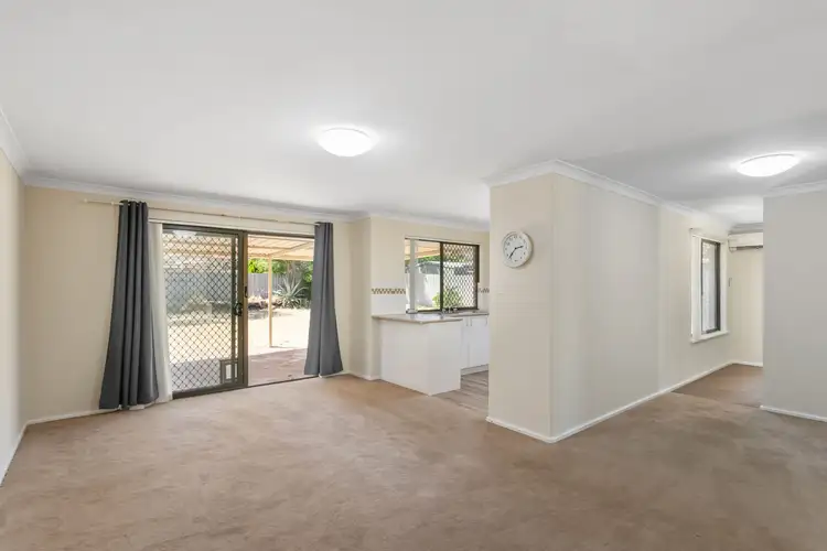 Fifth view of Homely house listing, 10 Miranda Way, Gosnells WA 6110