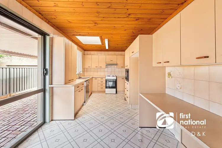 Second view of Homely house listing, 8 Meadowbank Court, Kings Park VIC 3021