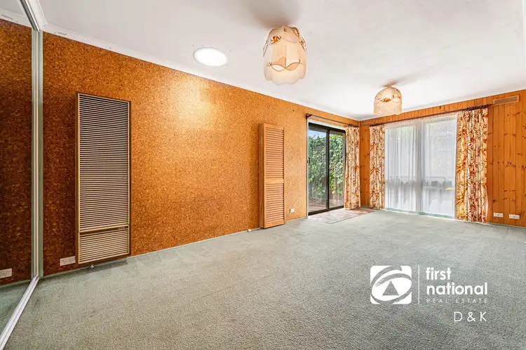 Fifth view of Homely house listing, 8 Meadowbank Court, Kings Park VIC 3021