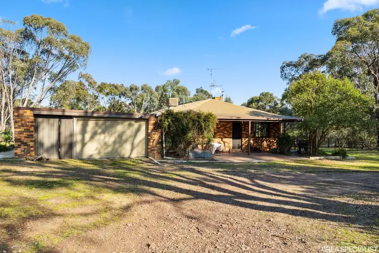 Fifth view of Homely house listing, 3 Woodlea Court, Kirwans Bridge VIC 3608